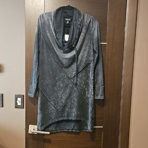 Ronen Chen Black and White Label Detail